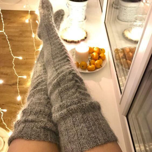Knee Long Tube Knitted Pile Socks